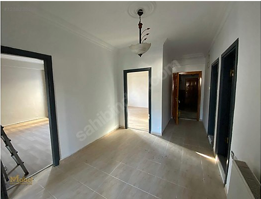 UYGUN FİYAT DEPOZİTOSUZ YAPILI MERKEZİ KİRALIK 2+1 GENİŞ DAİRE